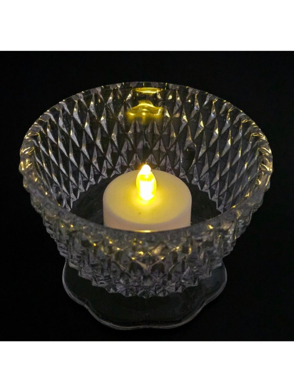Vintage Diamond-Cut Clear Fairy Lamp, Fairy Light Candle Holder w/Pedestal Base - Picture 9 of 9